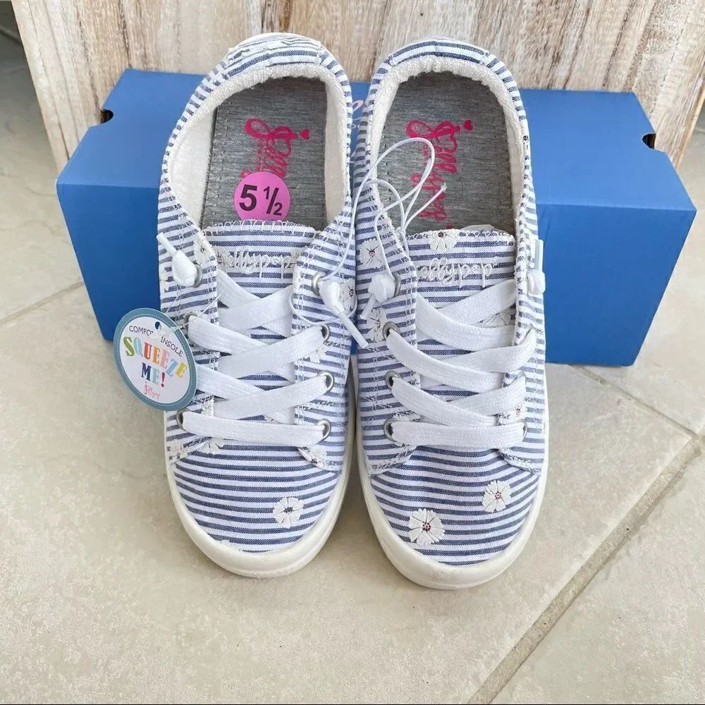 New Jellypop 5.5 White Blue Floral Lace Sneakers